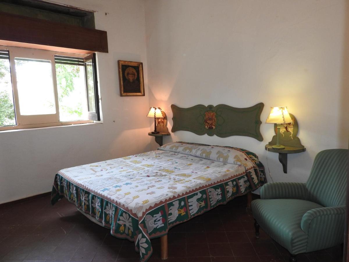 Villa Tana Pacenzia Чефалу Екстериор снимка
