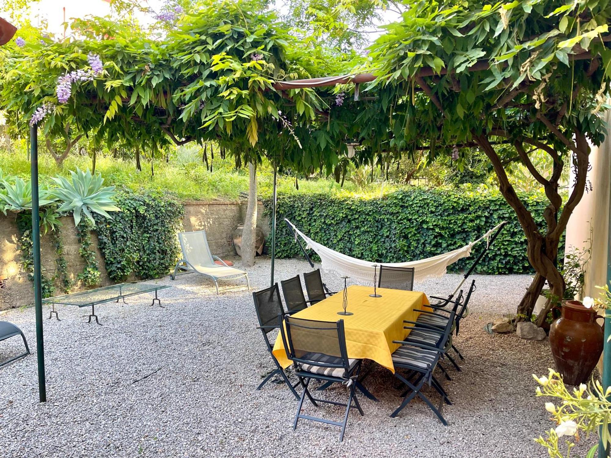 Villa Tana Pacenzia Чефалу Екстериор снимка