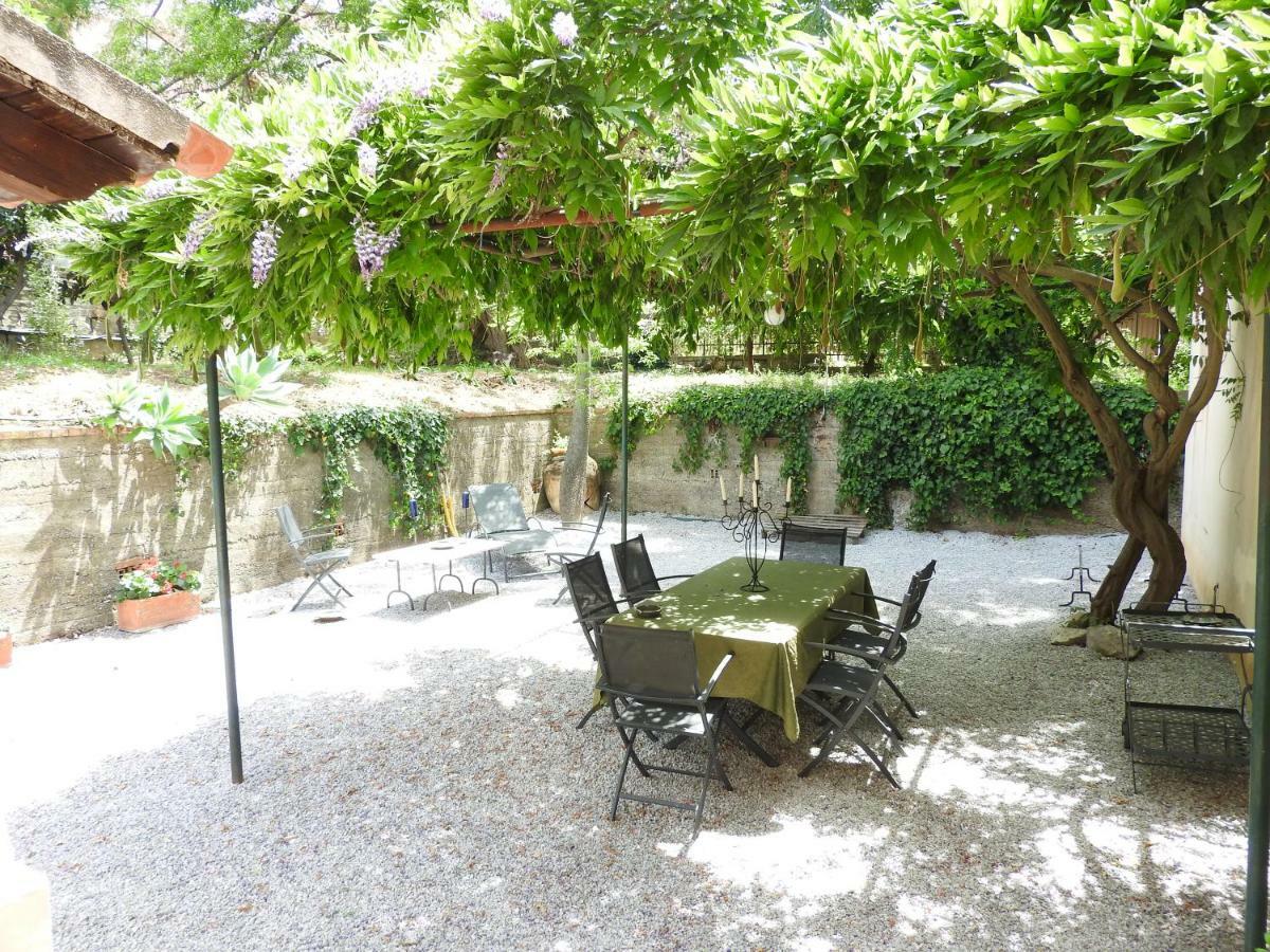 Villa Tana Pacenzia Чефалу Екстериор снимка