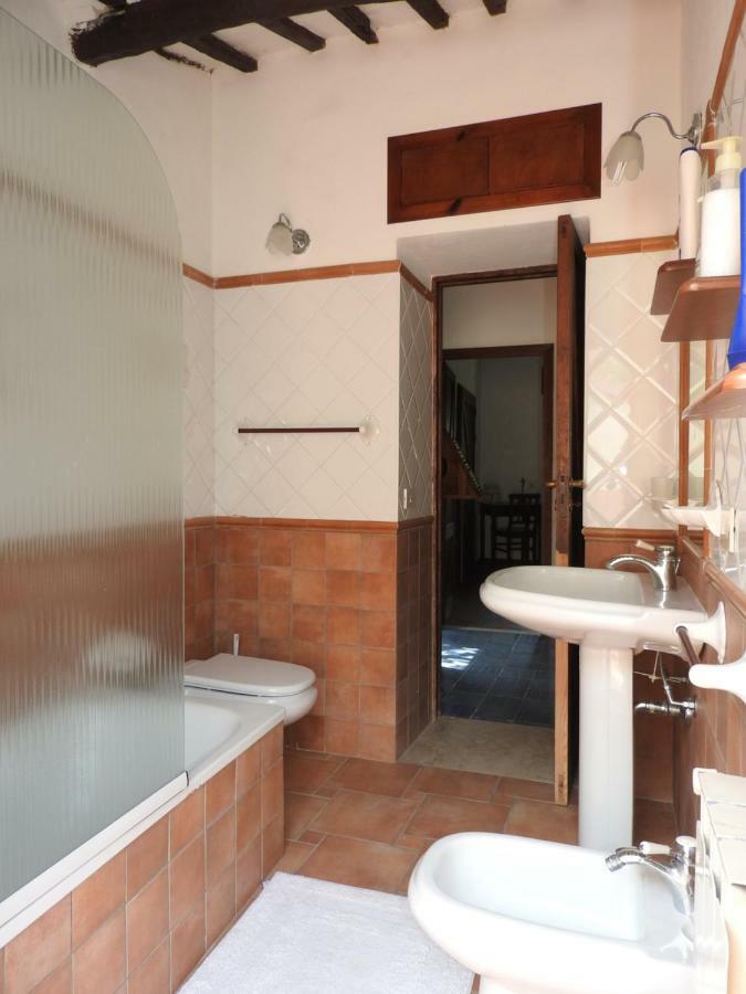Villa Tana Pacenzia Чефалу Екстериор снимка